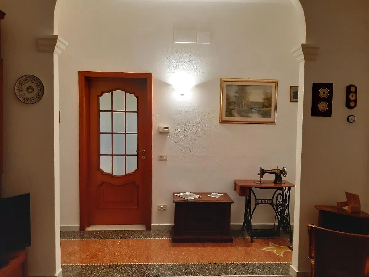 Apartment Cinque Terre & Portofino Lodge-Dependance Bracco Moneglia Italy