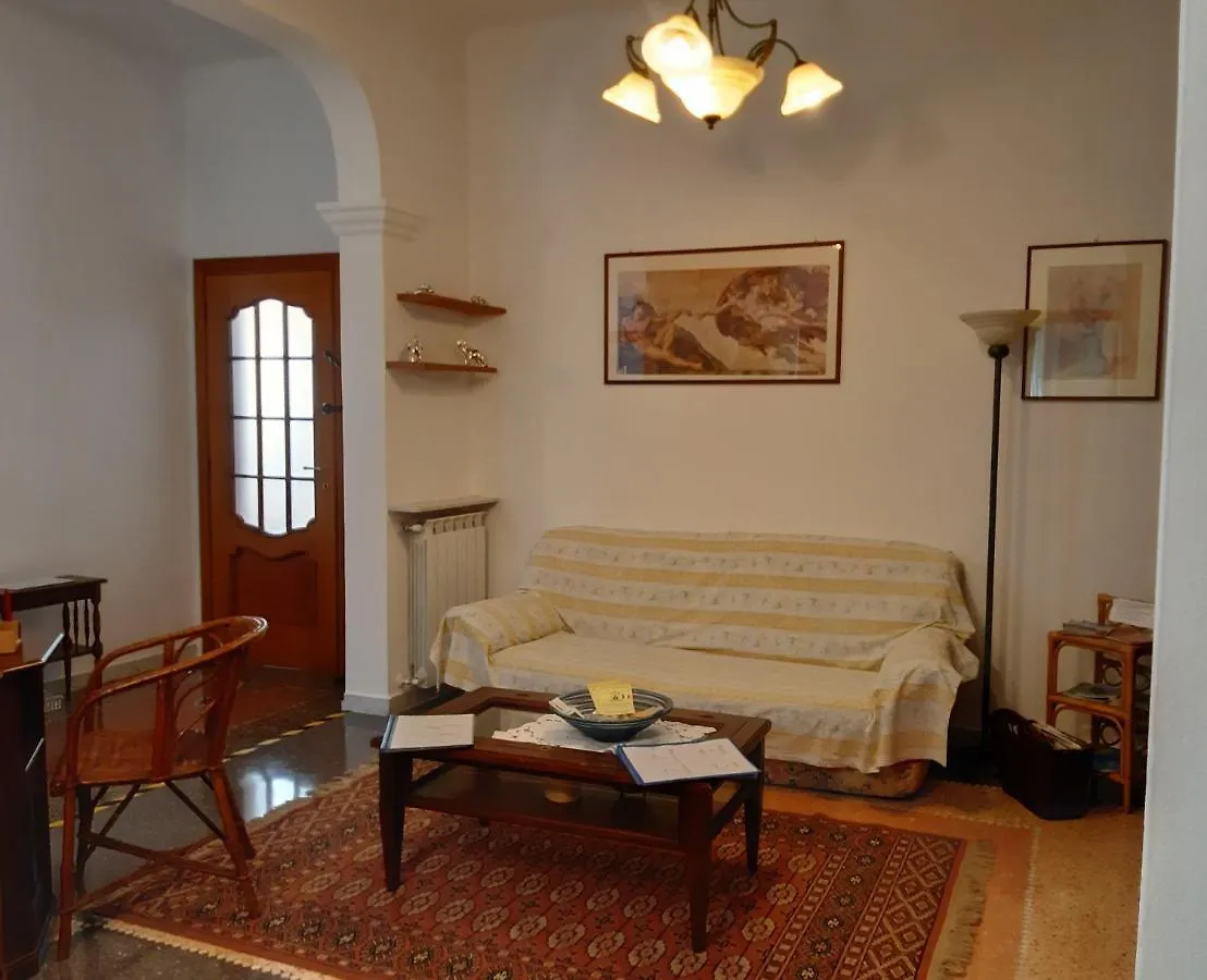 Cinque Terre & Portofino Lodge-Dependance Bracco Moneglia Apartment