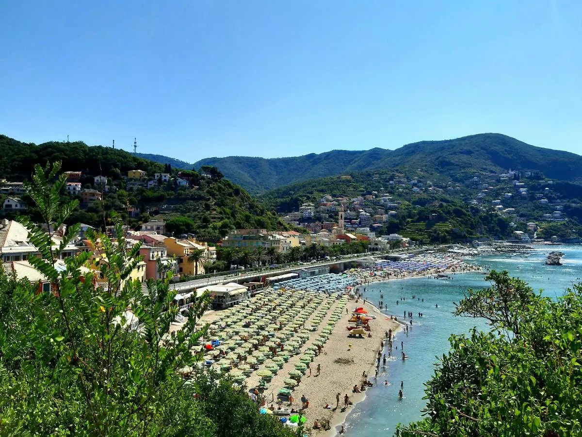 Apartment Cinque Terre & Portofino Lodge-Dependance Bracco Moneglia
