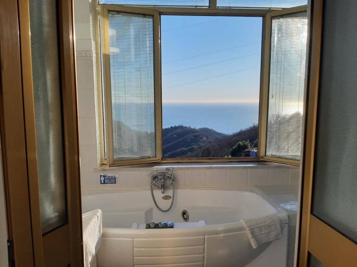 Apartment Cinque Terre & Portofino Lodge-Dependance Bracco Moneglia Italy